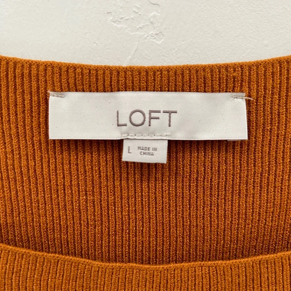 Women’s Loft Rusty Orange Knit Sweater , Size L - Picture 2 of 6
